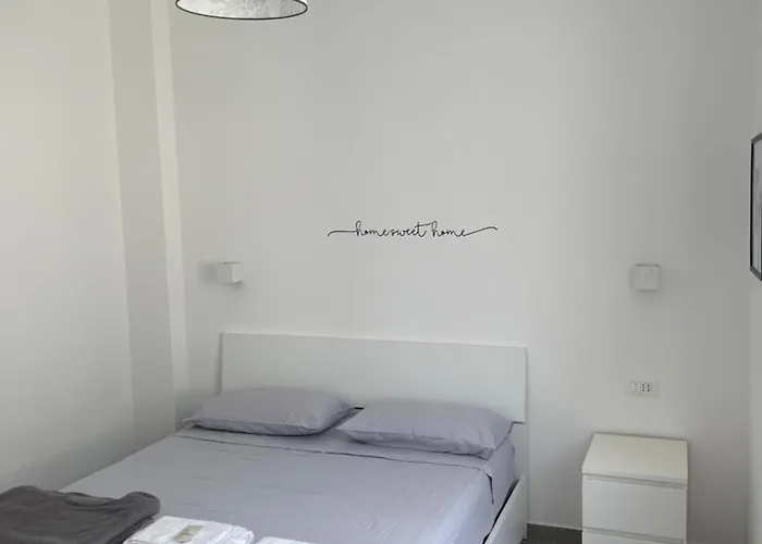 Deluxe Self Check In Parking *